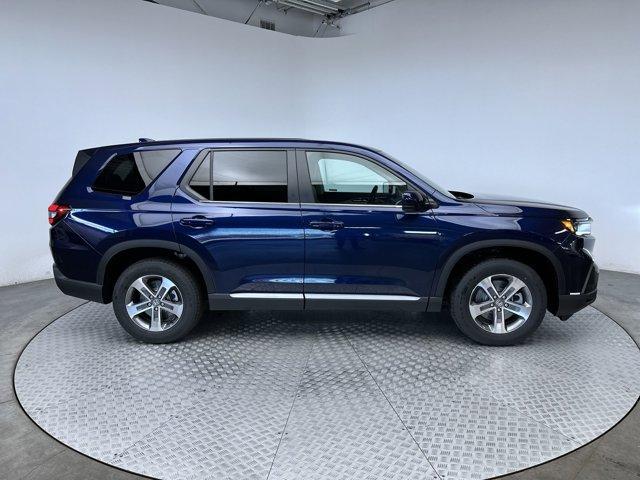 new 2025 Honda Pilot car, priced at $44,800