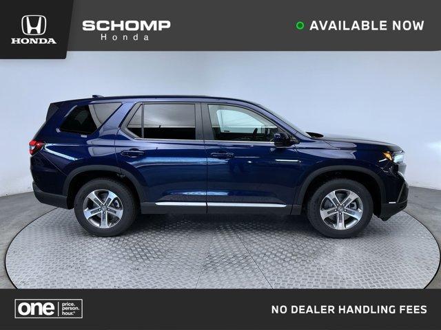 new 2025 Honda Pilot car, priced at $44,800