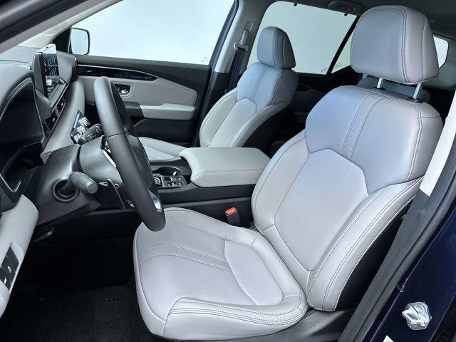 new 2025 Honda Pilot car, priced at $44,800