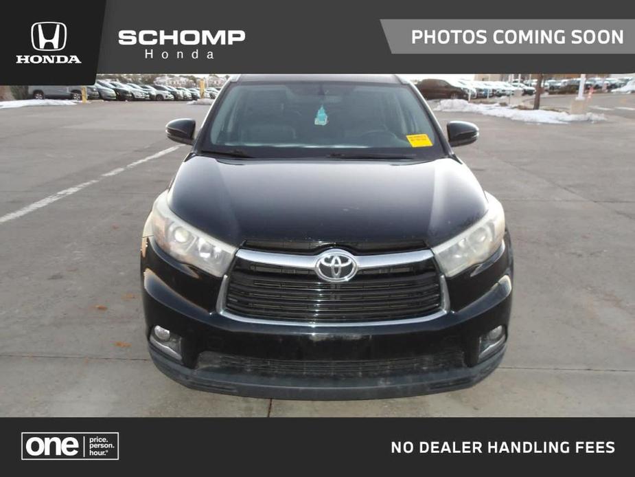 used 2015 Toyota Highlander car, priced at $19,300