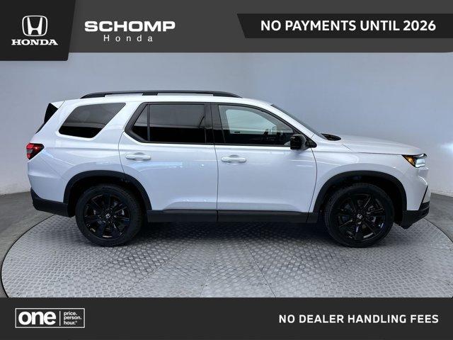 new 2025 Honda Pilot car, priced at $54,930