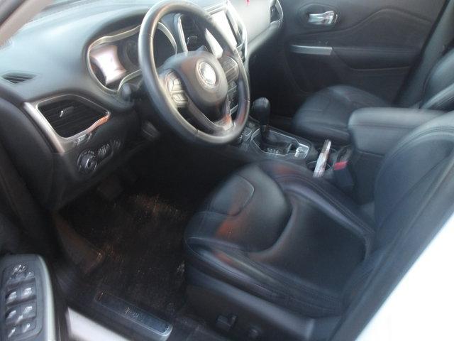 used 2019 Jeep Cherokee car, priced at $18,874