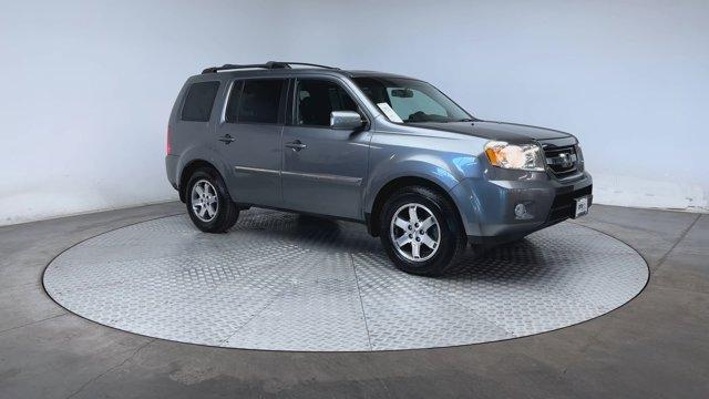 used 2009 Honda Pilot car, priced at $8,900