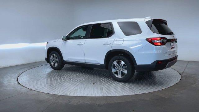 new 2025 Honda Pilot car, priced at $45,885