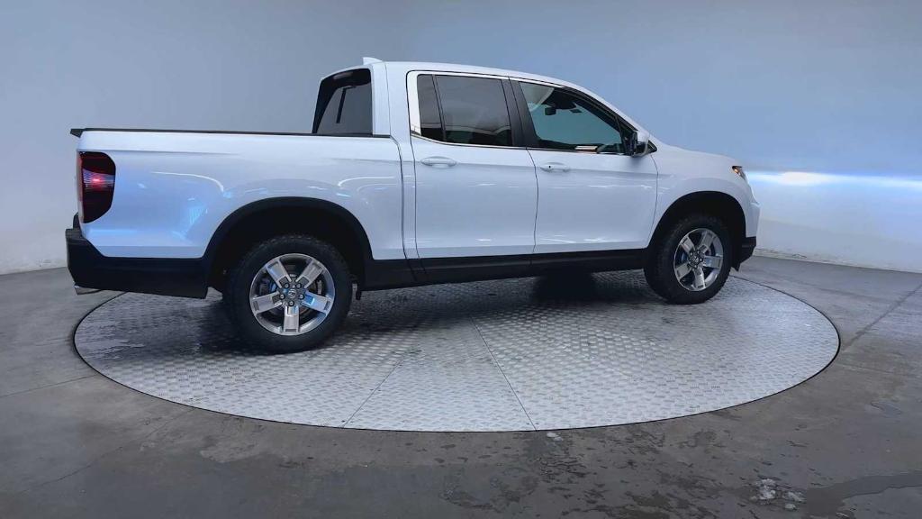 new 2025 Honda Ridgeline car, priced at $42,330