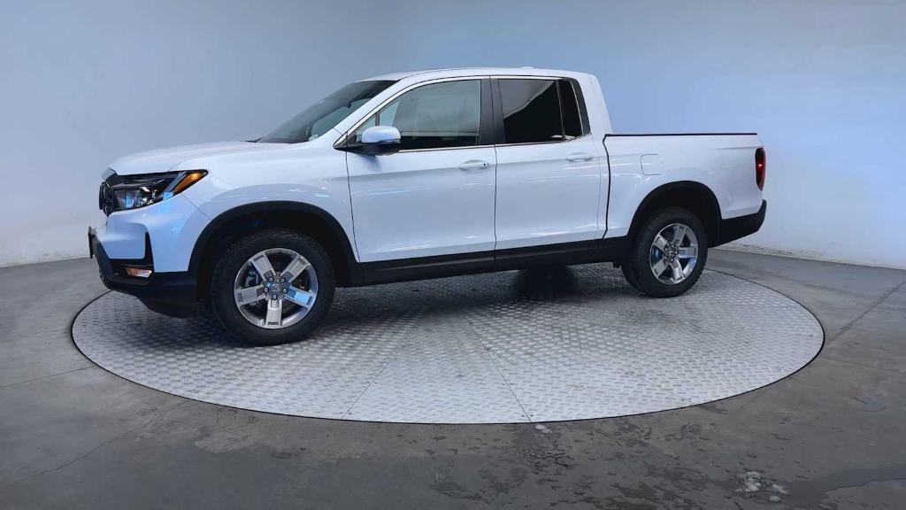 new 2025 Honda Ridgeline car, priced at $42,330