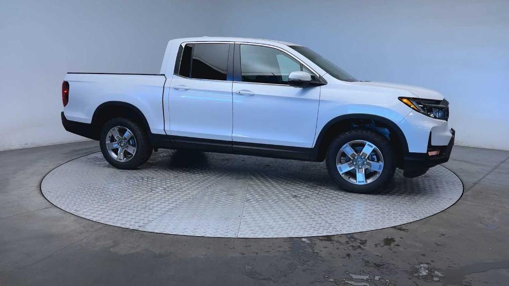 new 2025 Honda Ridgeline car, priced at $42,330