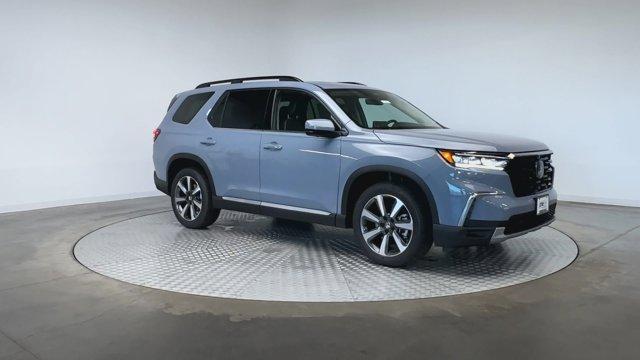 new 2025 Honda Pilot car, priced at $56,685