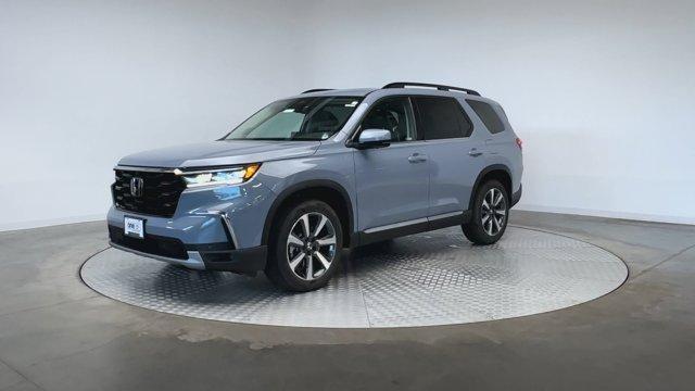 new 2025 Honda Pilot car, priced at $56,685