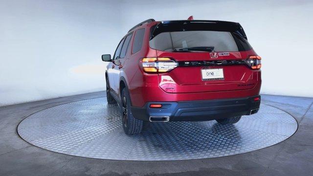 new 2025 Honda Pilot car, priced at $54,930