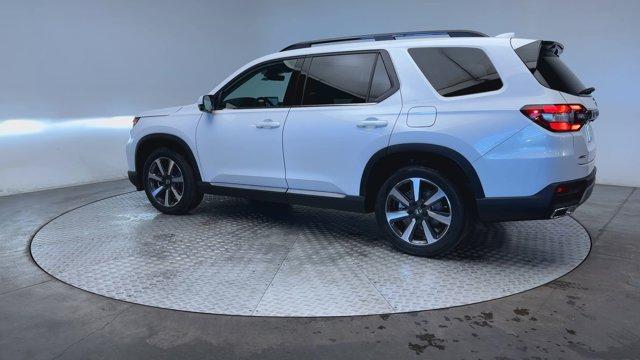 new 2025 Honda Pilot car, priced at $49,750
