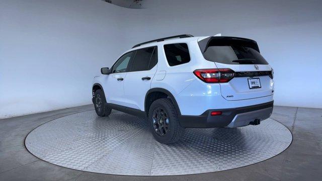 new 2025 Honda Pilot car, priced at $50,030