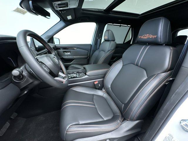 new 2025 Honda Pilot car, priced at $50,030