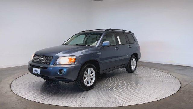used 2007 Toyota Highlander Hybrid car, priced at $7,200