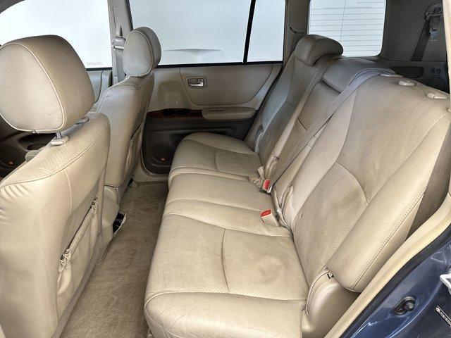 used 2007 Toyota Highlander Hybrid car, priced at $7,200