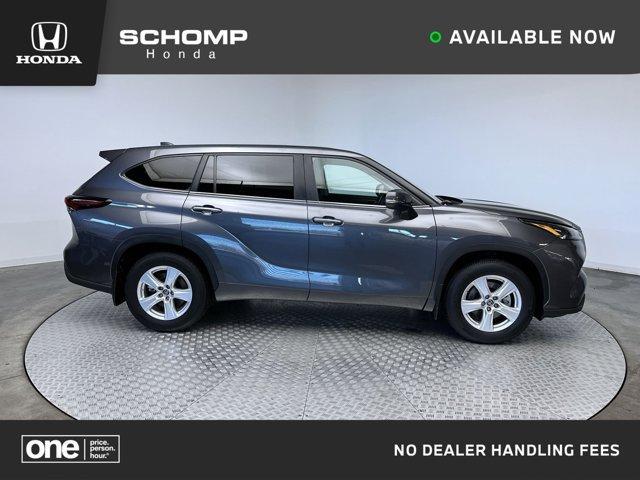 used 2024 Toyota Highlander car, priced at $30,974