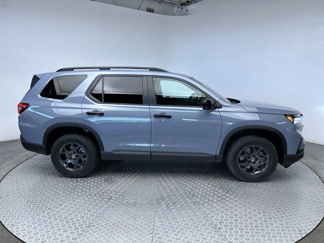 new 2025 Honda Pilot car, priced at $49,550