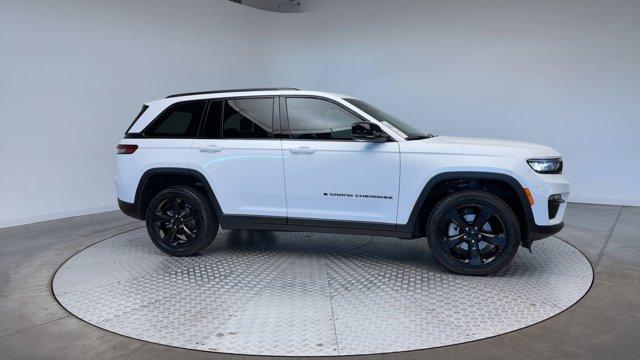 used 2024 Jeep Grand Cherokee car, priced at $33,971
