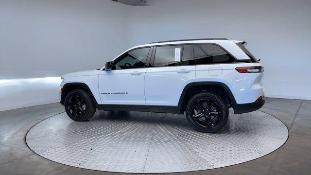 used 2024 Jeep Grand Cherokee car, priced at $33,971