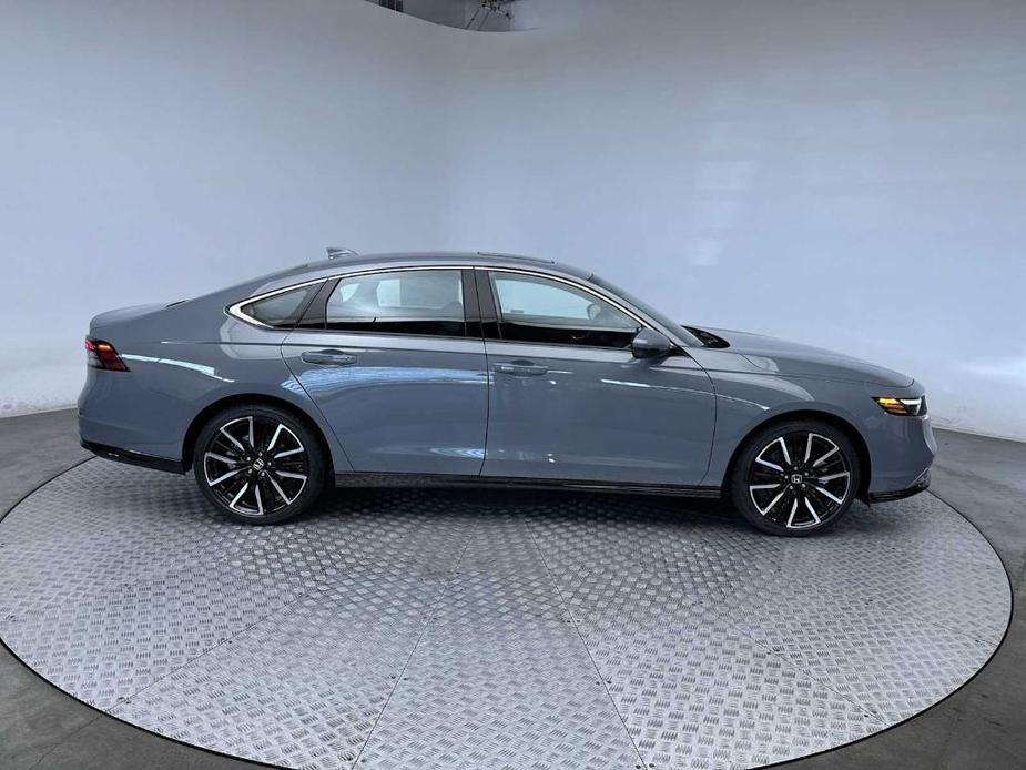 new 2025 Honda Accord Hybrid car, priced at $40,350