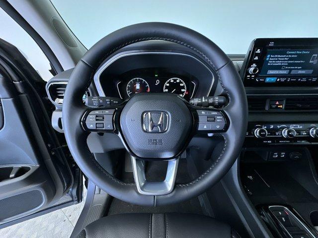 new 2025 Honda Pilot car, priced at $44,395