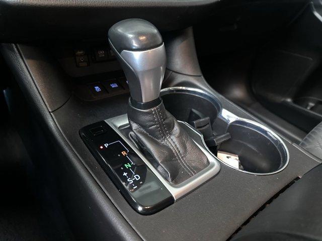 used 2019 Toyota Highlander Hybrid car, priced at $18,300