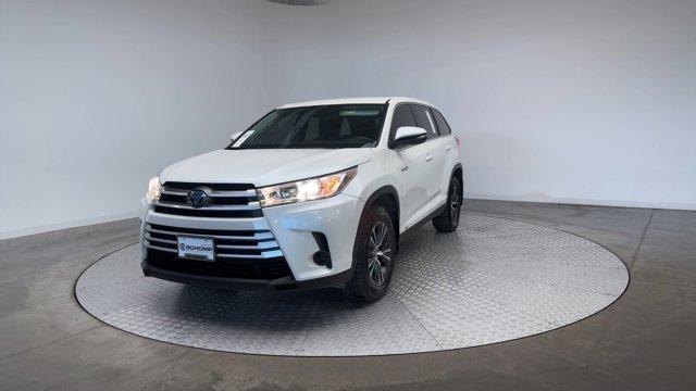 used 2019 Toyota Highlander Hybrid car, priced at $18,300