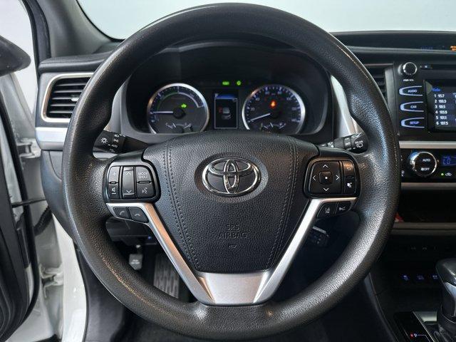used 2019 Toyota Highlander Hybrid car, priced at $18,300