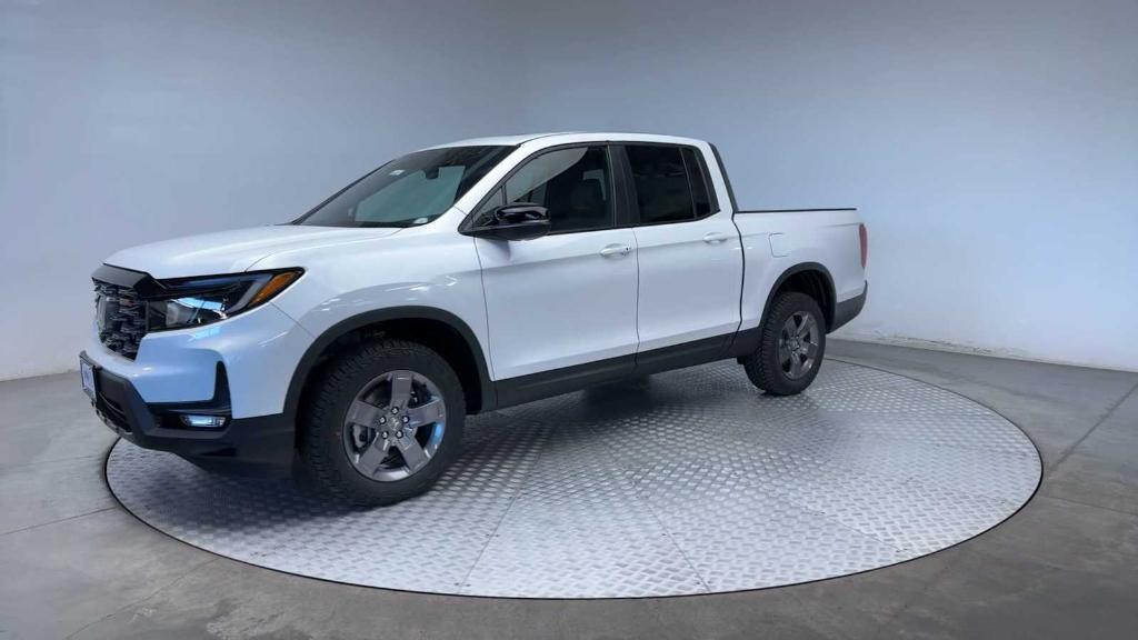 new 2025 Honda Ridgeline car, priced at $44,980