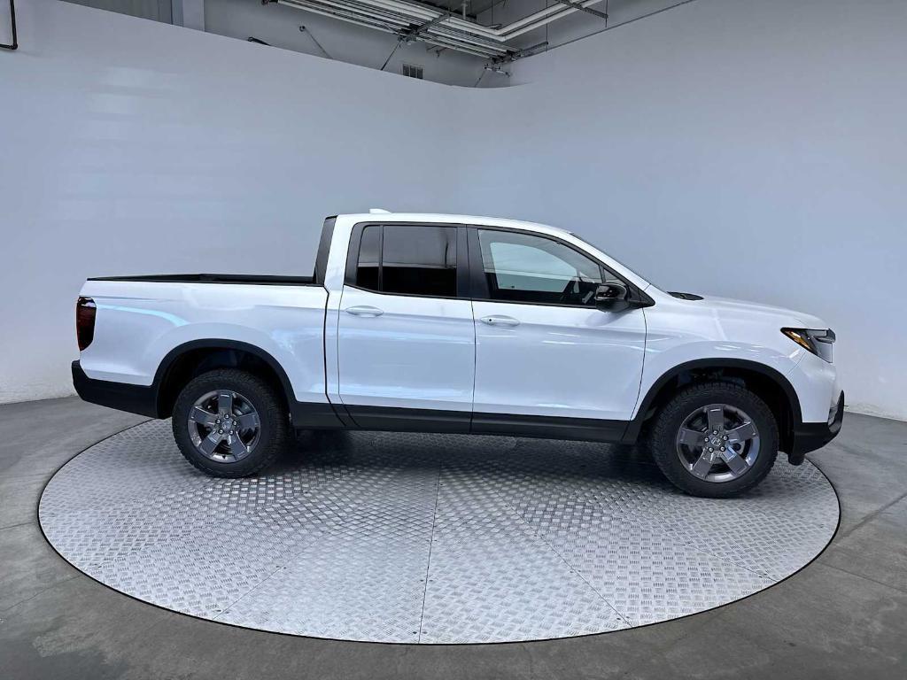 new 2025 Honda Ridgeline car, priced at $44,980