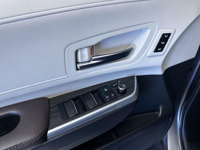 used 2022 Toyota Sienna car, priced at $43,474