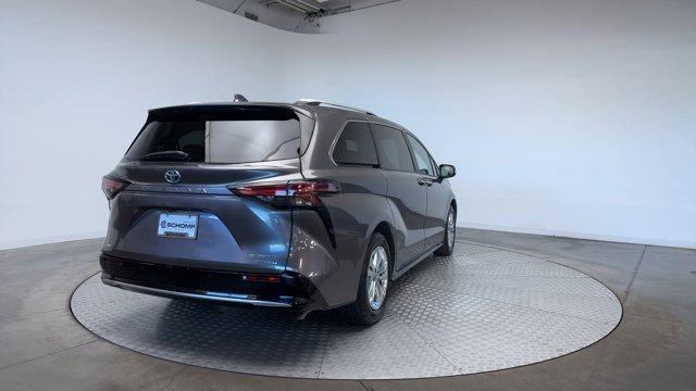 used 2022 Toyota Sienna car, priced at $43,474