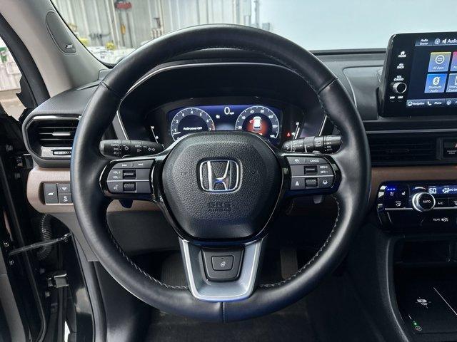 used 2025 Honda Pilot car, priced at $50,974