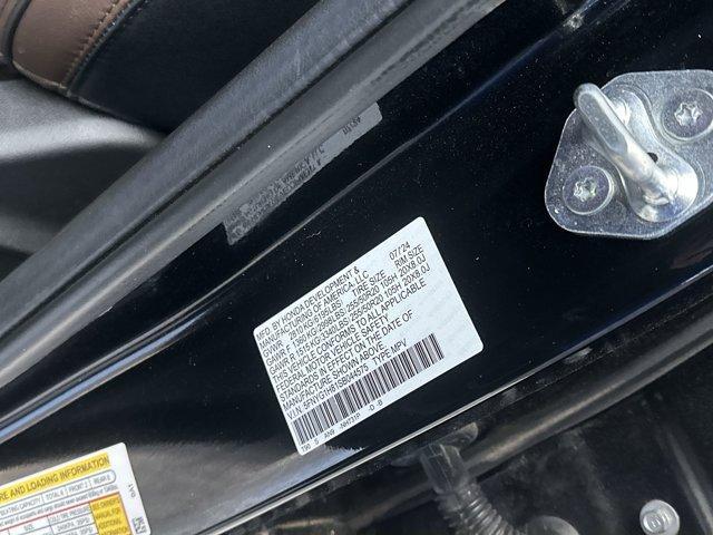 used 2025 Honda Pilot car, priced at $50,974
