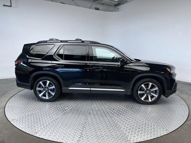 used 2025 Honda Pilot car, priced at $50,974