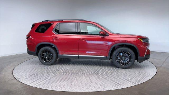 new 2025 Honda Pilot car, priced at $51,650