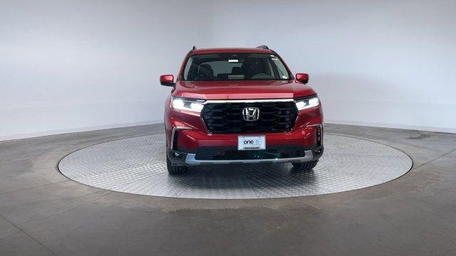 new 2025 Honda Pilot car, priced at $50,905
