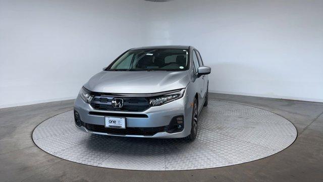 new 2026 Honda Odyssey car, priced at $42,790