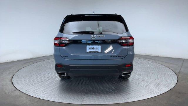 new 2025 Honda Pilot car, priced at $57,793