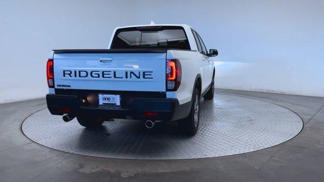 new 2025 Honda Ridgeline car, priced at $42,580