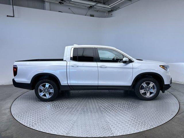 new 2025 Honda Ridgeline car, priced at $42,580