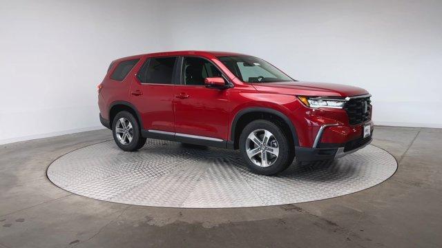 new 2025 Honda Pilot car, priced at $45,200