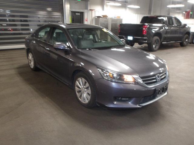 used 2015 Honda Accord car, priced at $19,400