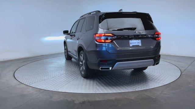 new 2025 Honda Pilot car, priced at $52,030