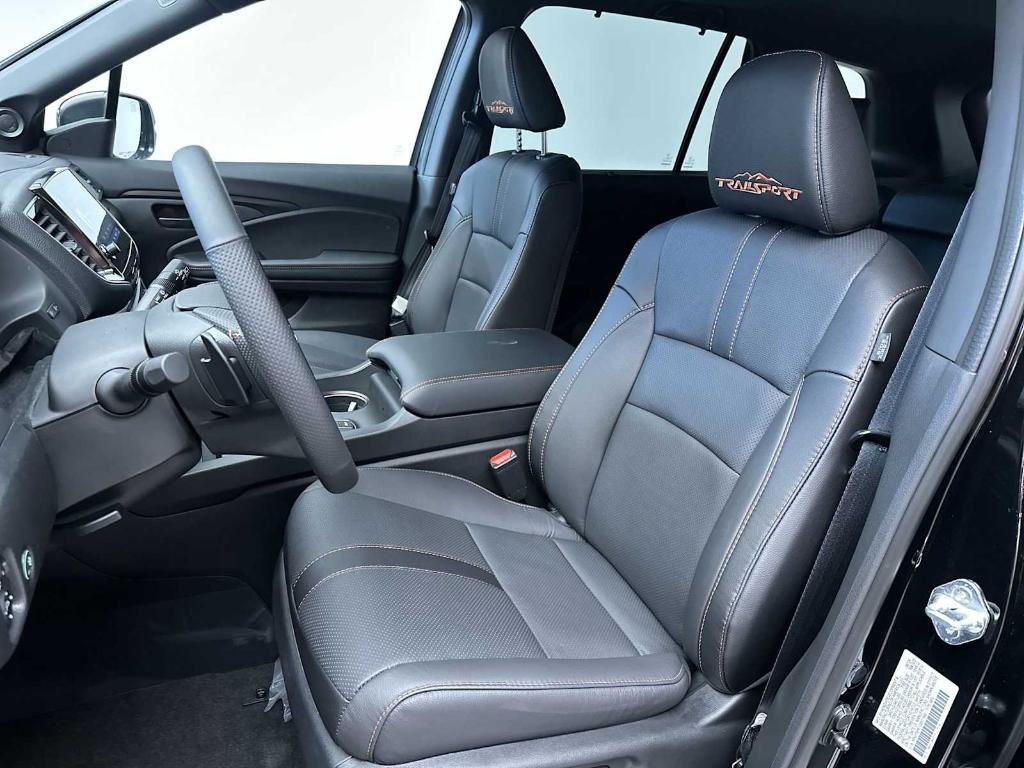 new 2025 Honda Passport car, priced at $44,435