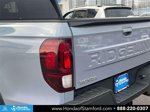 used 2025 Honda Ridgeline car, priced at $34,000