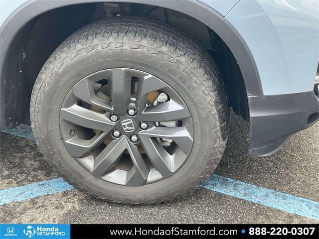 used 2025 Honda Ridgeline car, priced at $34,000