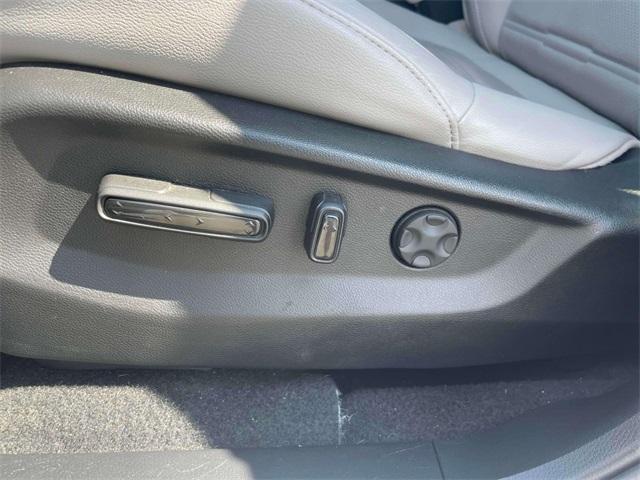 used 2020 Honda CR-V Hybrid car, priced at $27,000