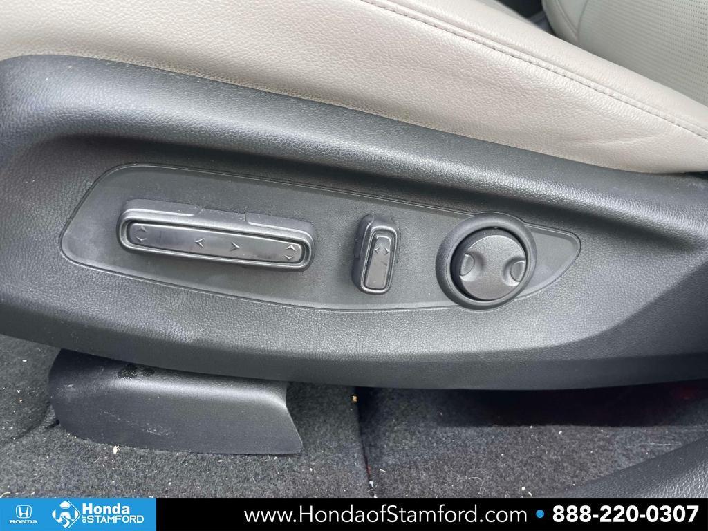 used 2024 Honda CR-V car, priced at $33,500