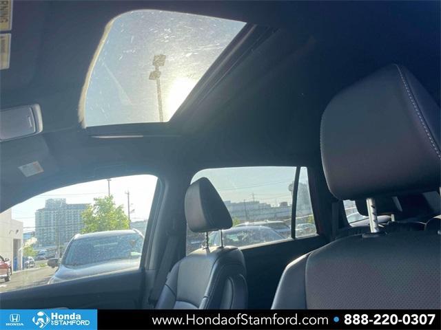 used 2022 Honda Passport car, priced at $31,000